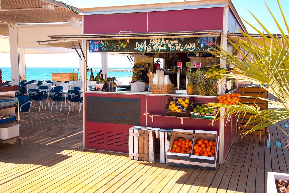 Guingueta BeGay - Beach Bar in Barcelona