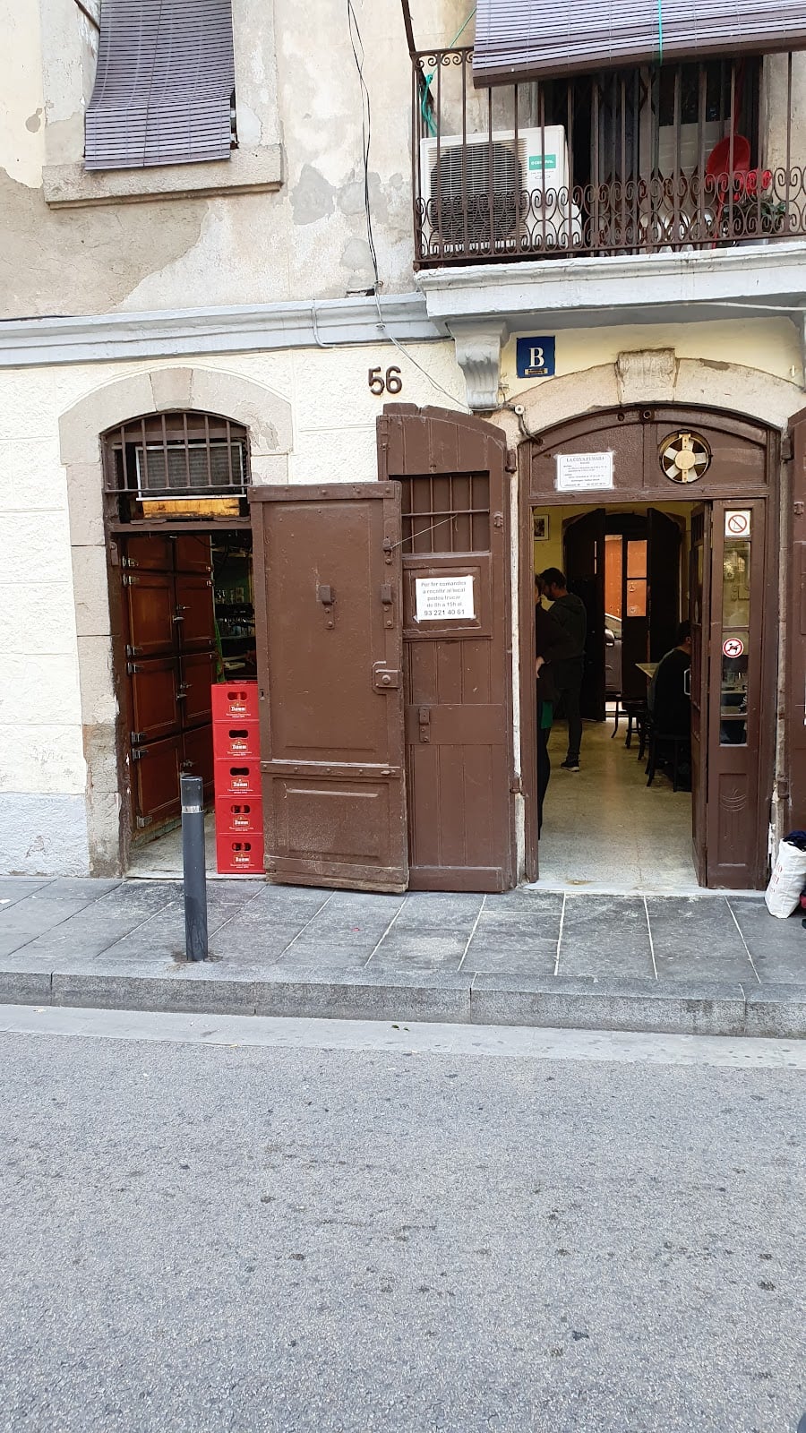 La Cova Fumada - Bar/Tavern in Barcelona