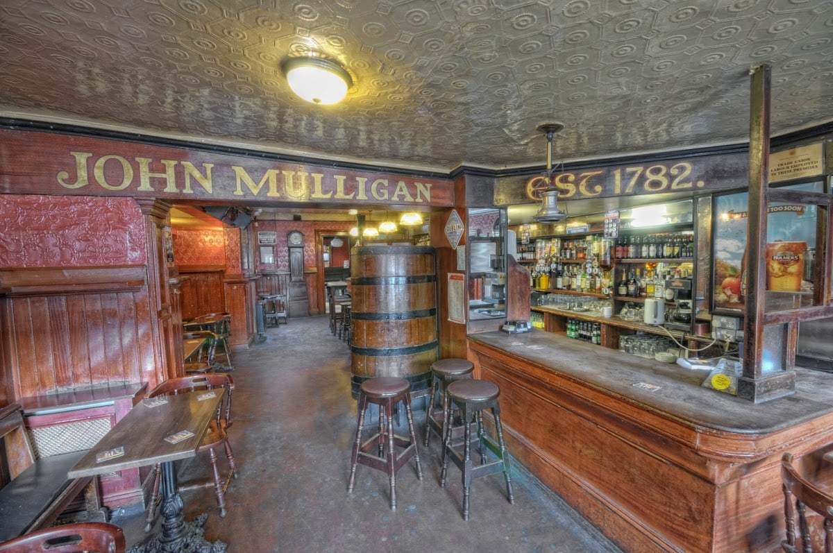 Mulligan's of Poolbeg Street - Traditional Pub in Dublin