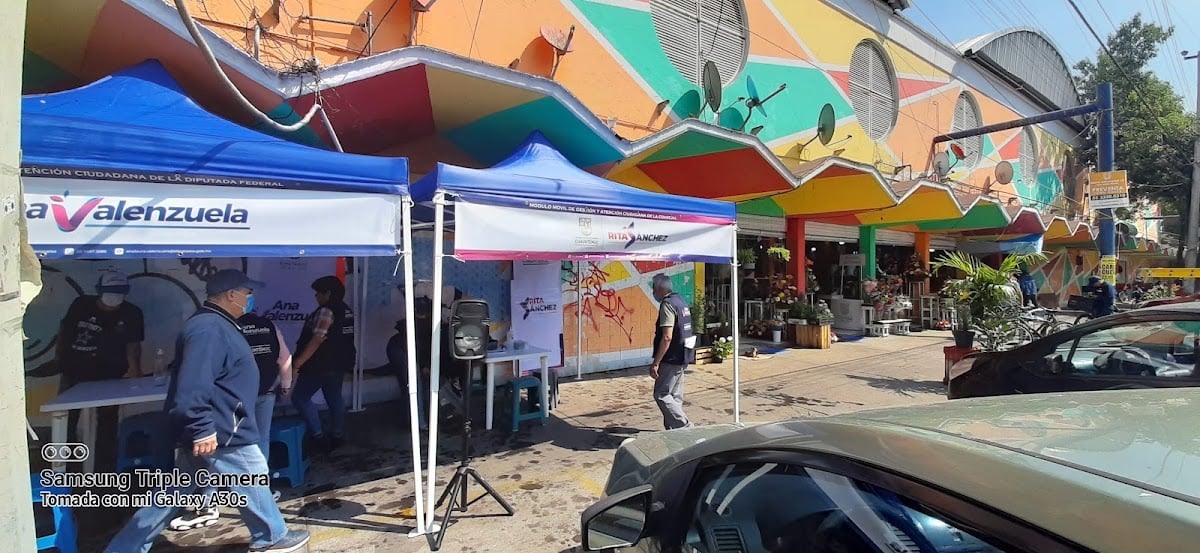 Mercado de Medellín - Market in Mexico City