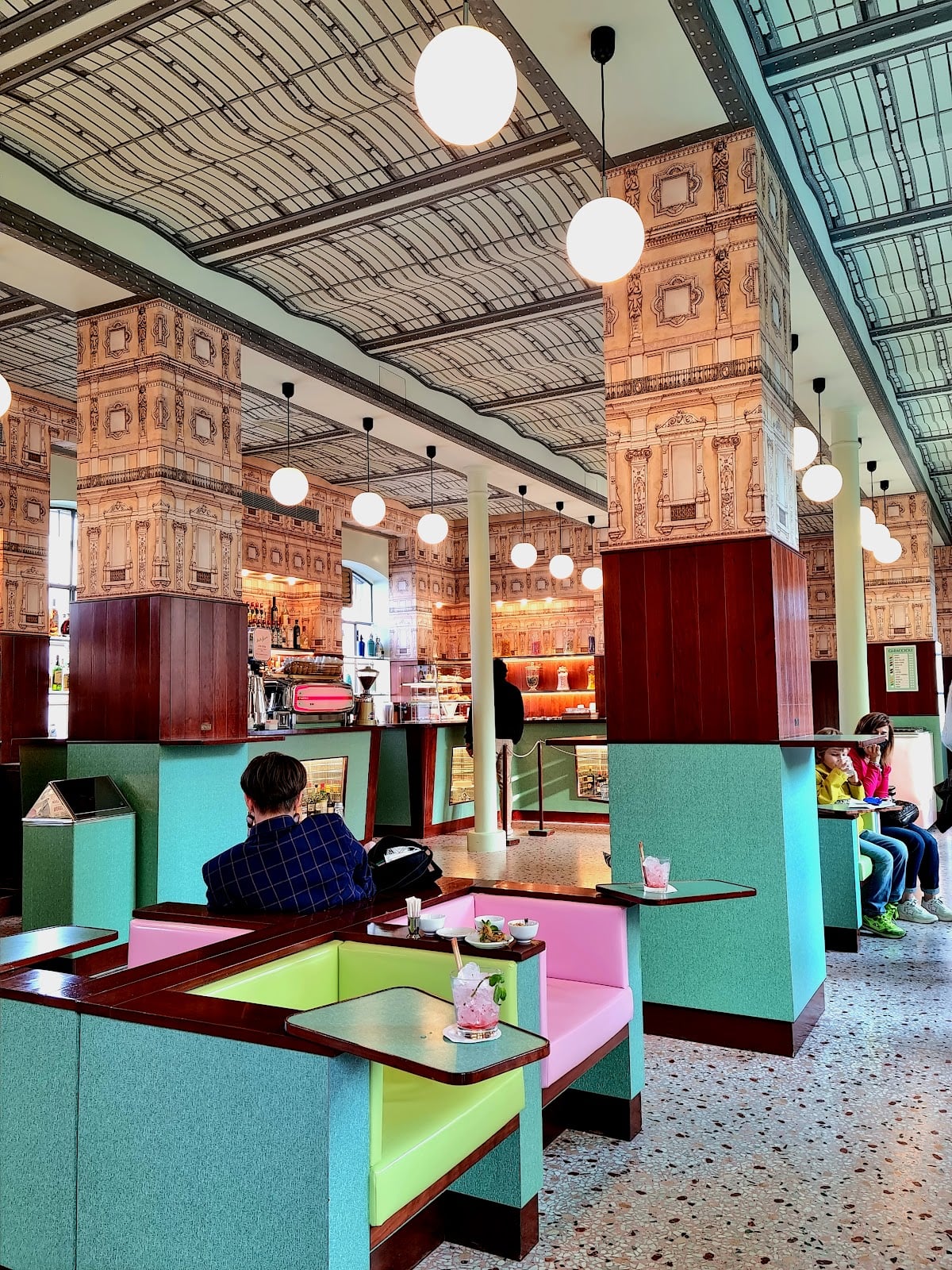 Bar Luce - Cafe in Milan