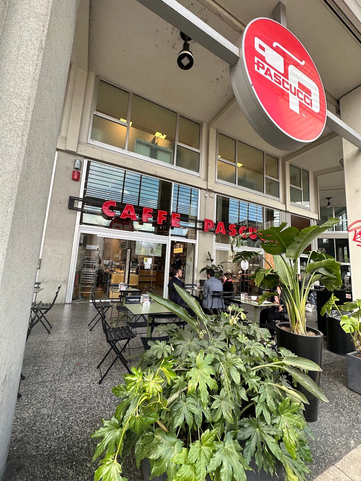 Caffè Pascucci Milano Centrale - Cafe in Milan