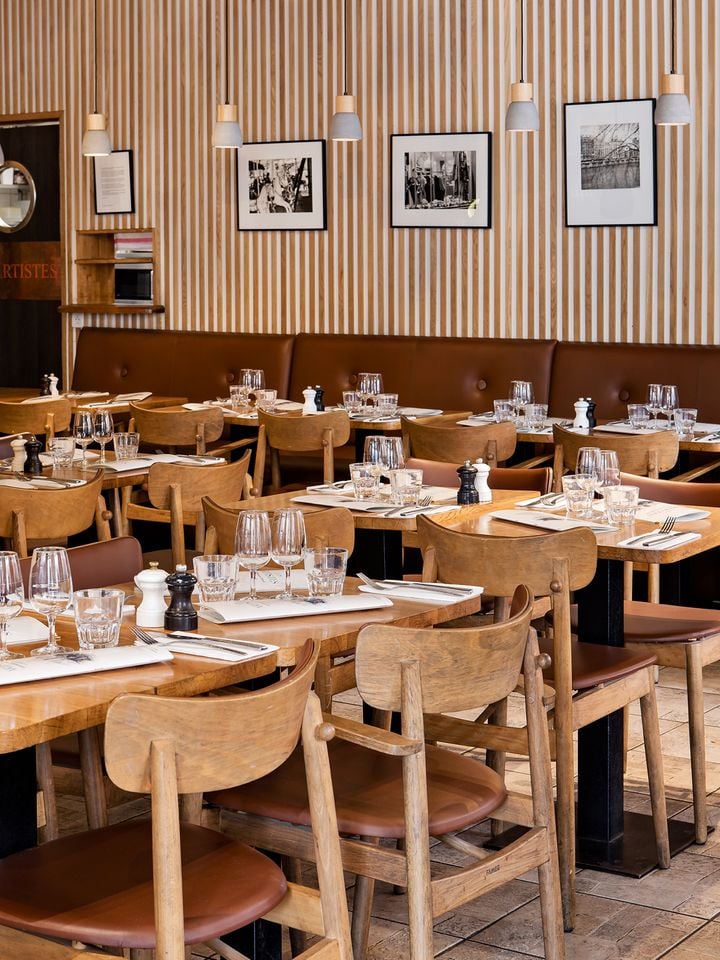 Les Artistes - Café in Paris