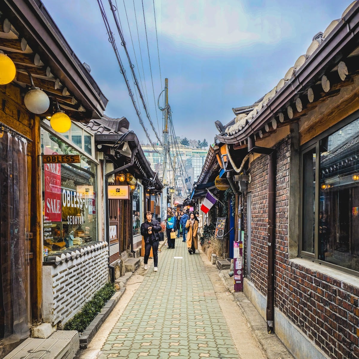 Ikseon-dong Hanok Alley Cafes - Neighborhood in Seoul